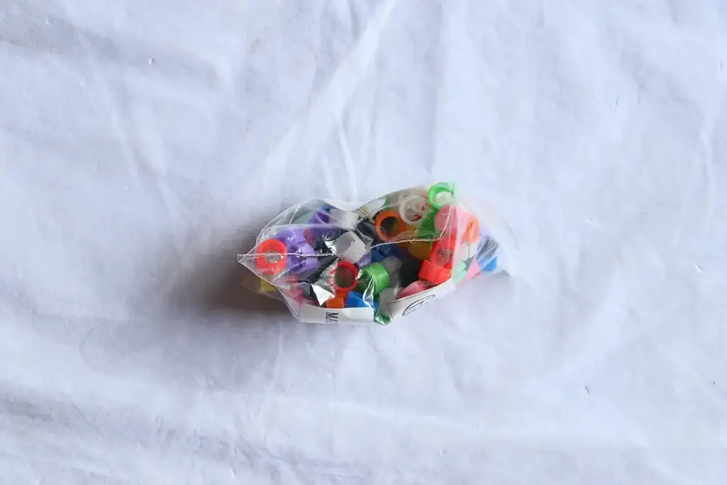 100 Pack Blank Bird Pigeon Leg Bands 8mm Leg Rings Quail Clips (Mixed Colors) — Pet