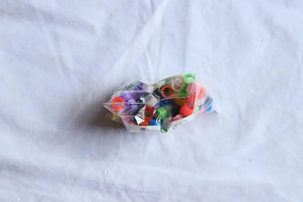 100 Pack Blank Bird Pigeon Leg Bands 8mm Leg Rings Quail Clips (Mixed Colors) — Farm & Ranch