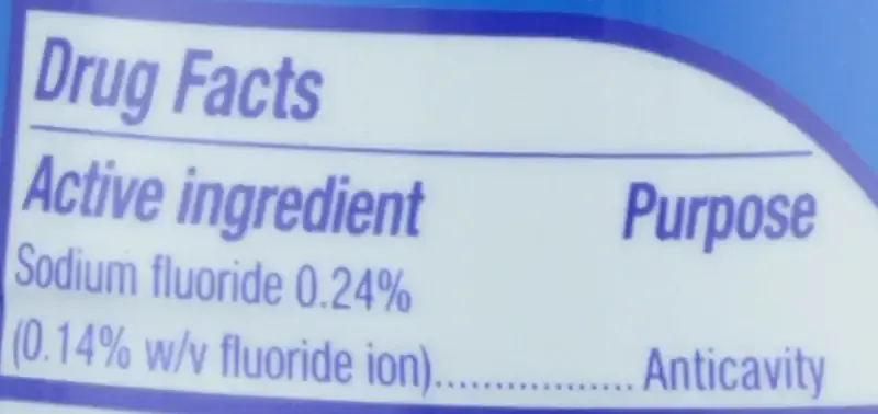 Colgate Max Fresh Liquid Toothpaste with Mini Breath Strips, Cool Mint, 4.6 oz 4.6 Ounce — Mint