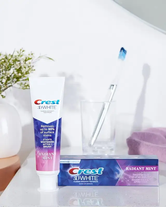Crest 3D White Toothpaste Radiant Mint, 3.8 Ounce (Pack of 3) — Mint