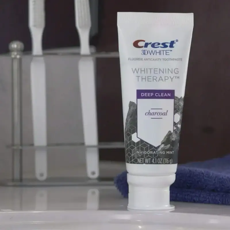 Crest Charcoal 3D White Toothpaste Whitening Therapy Deep Clean with Fluoride — Mint