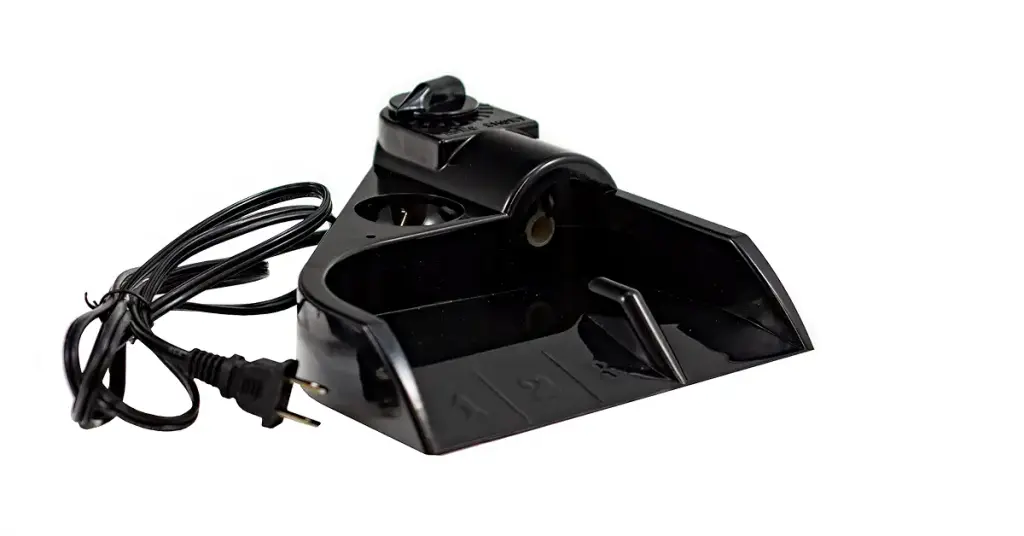 Golf Gifts & Gallery Electric Putting Partner, Black — Golf Gifts & Gallery