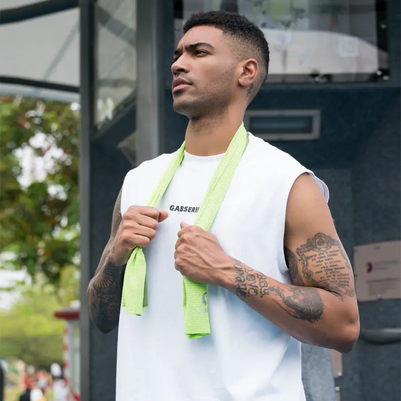 Sukeen Snap Cooling Towel — Single, view 3
