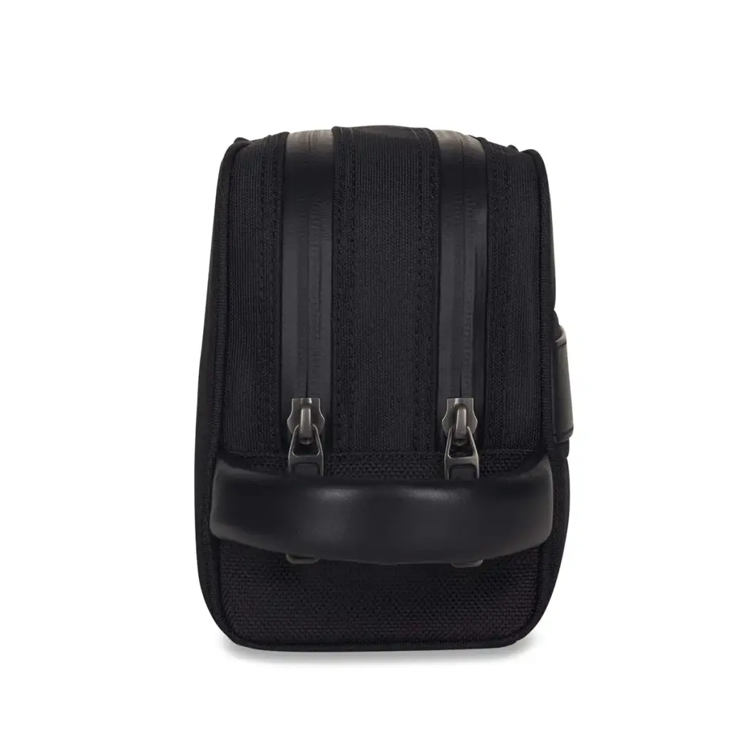 Titleist Titleist - Professional Large Dopp Kit Black — Titleist