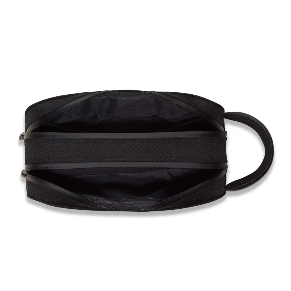 Titleist Titleist - Professional Large Dopp Kit Black — Golf
